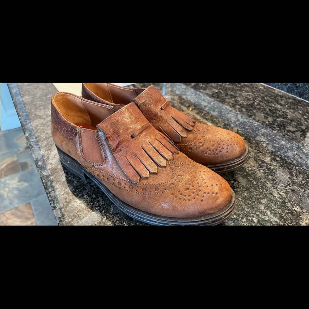 AS98 kiltie loafers size 38